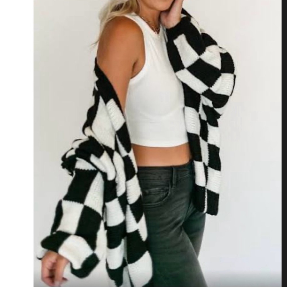 Black and cream cardigan, check design, size M/L